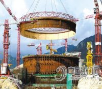 能源建設主打清潔低碳牌